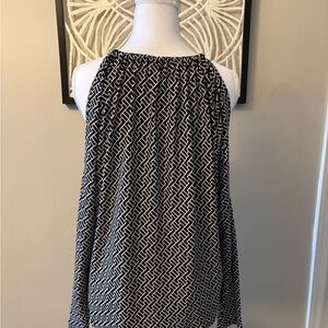 Michael Kors Black and White Ooen Shoulder Geometric LS Top